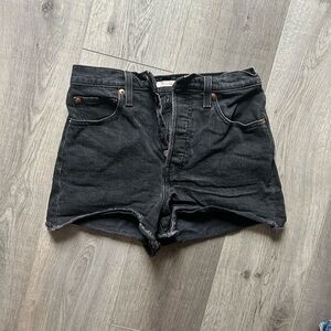 Levi's Black Ribcage Shorts